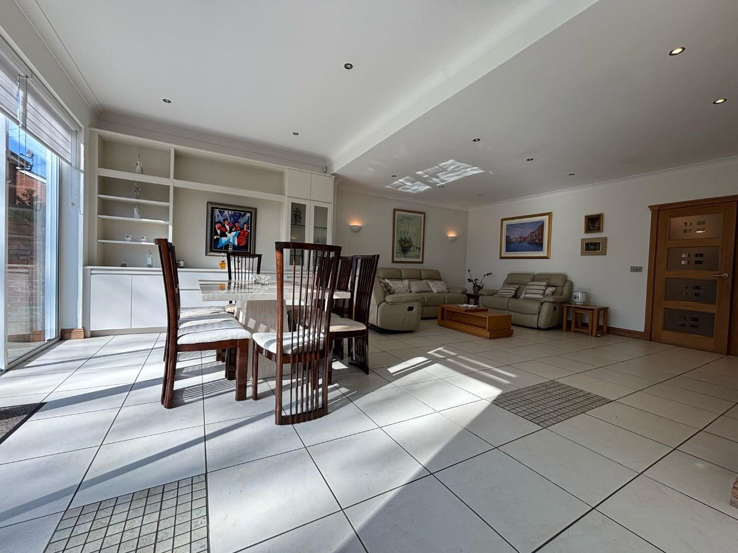 Sunnydale Gardens, Mill Hill, NW7, London